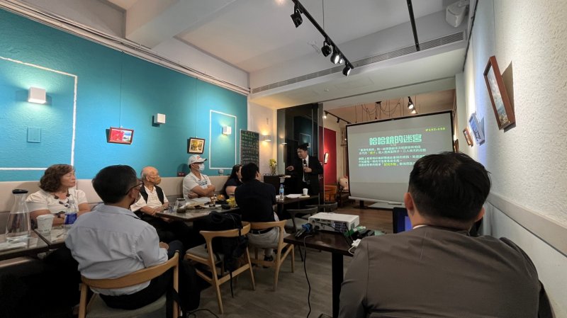 LINE_ALBUM_20240514讀書會-..