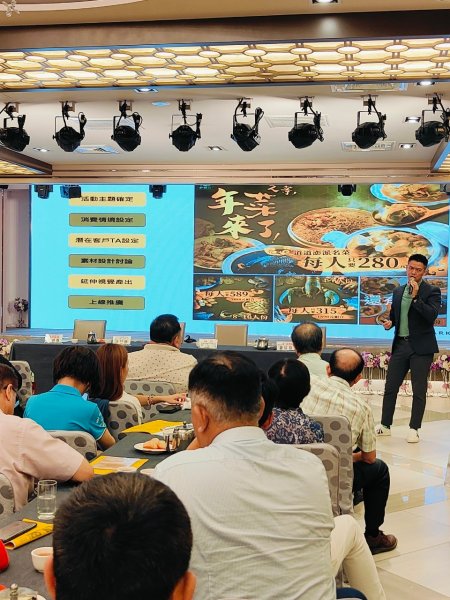 LINE_ALBUM_20240521_5月份..