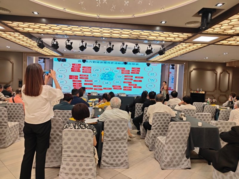 LINE_ALBUM_20240717_7月份..