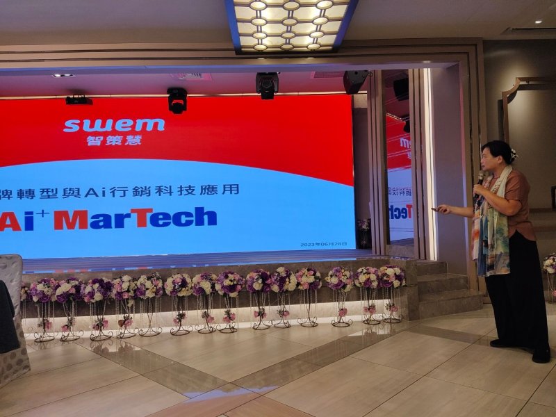 LINE_ALBUM_20240717_7月份..