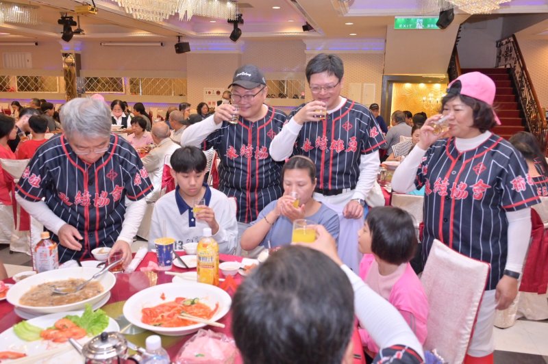 LINE_ALBUM_2026222新春聯誼..