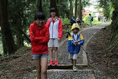 165814_10150963215229087_7..