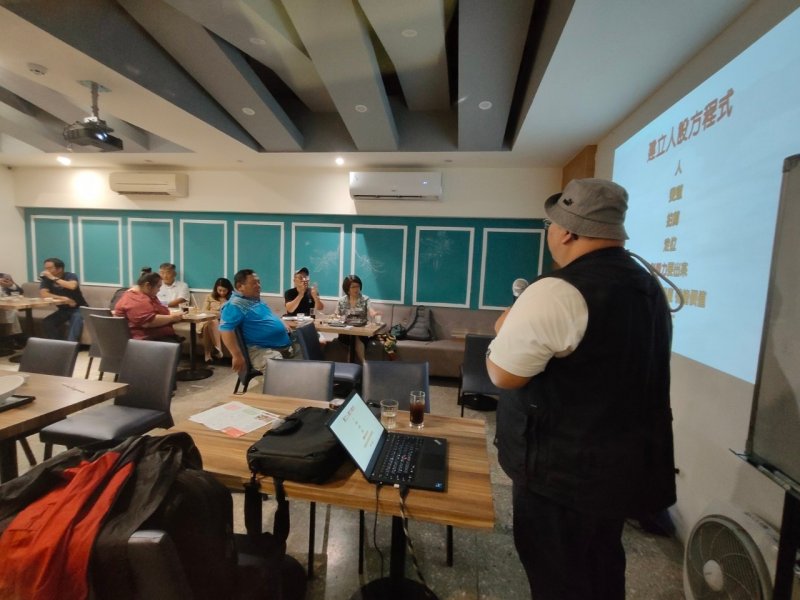 LINE_ALBUM_7月份小組會2024..