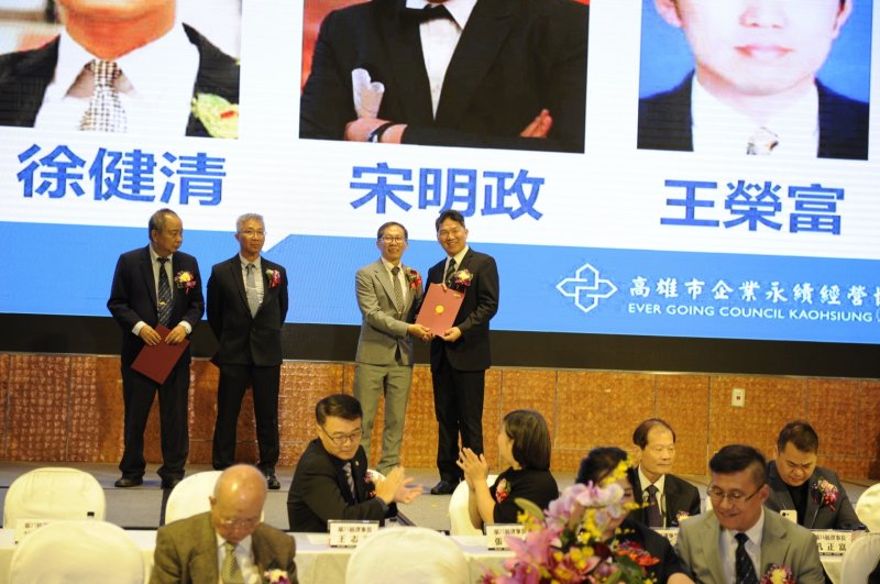 LINE_ALBUM_2024.12.22第34~..