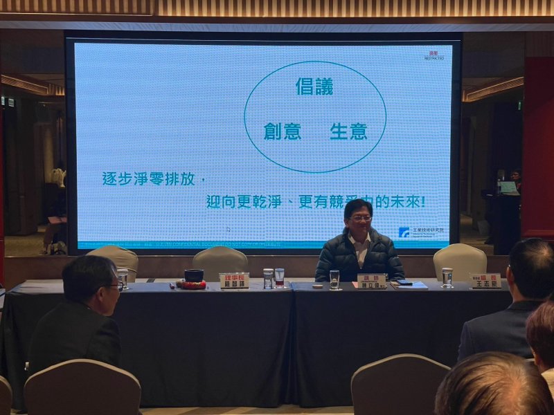 LINE_ALBUM_2025318 三月份..