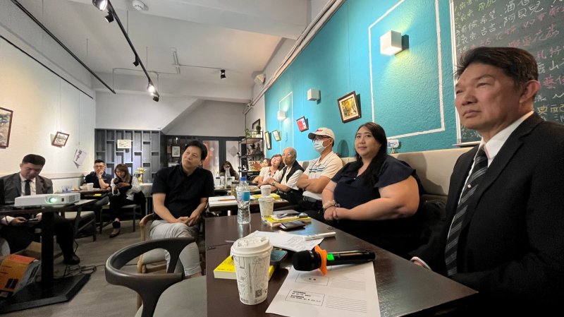 LINE_ALBUM_20240514讀書會-..