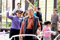 549326_578493655509226_265..