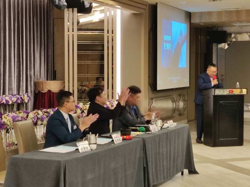 LINE_ALBUM_2023718七月份月..