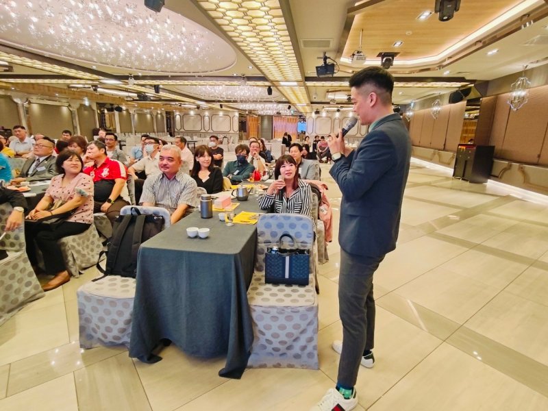 LINE_ALBUM_20240521_5月份..