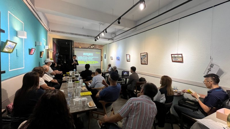 LINE_ALBUM_20240514讀書會-..