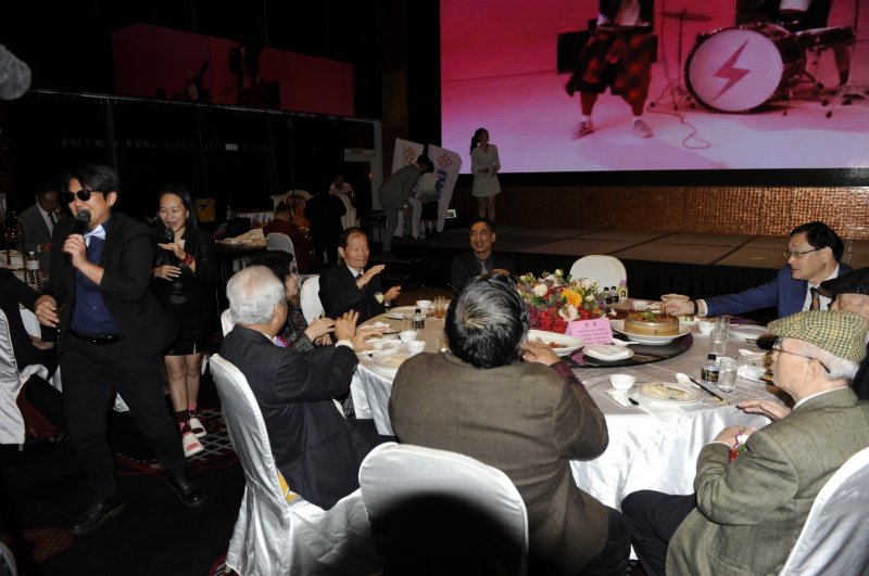 LINE_ALBUM_2024.12.22第34~..