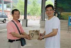 407097_2983100554715_36998..