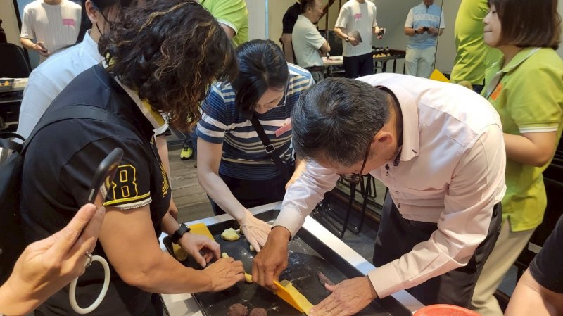 LINE_ALBUM_2025420 社會關..