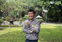 421512_578475598844365_448..