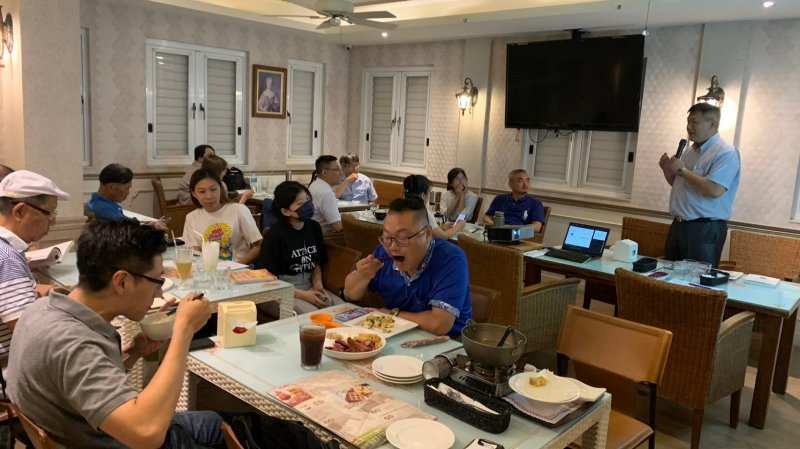 LINE_ALBUM_20230711讀書會..