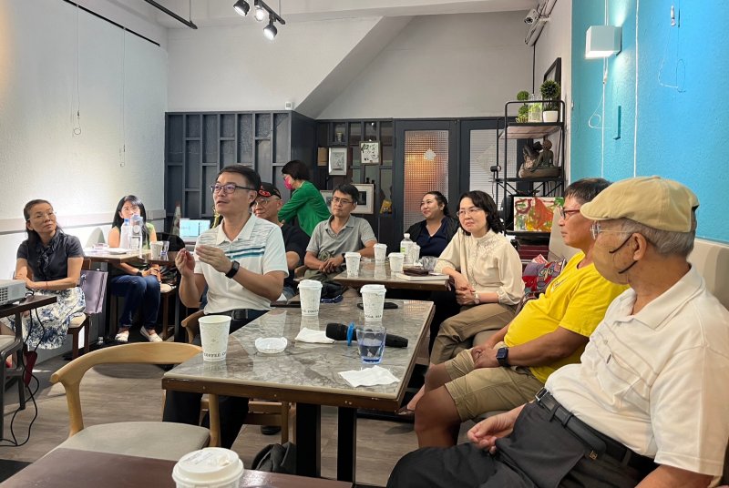 LINE_ALBUM_20240709-讀書會..