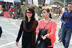 488123_578467425511849_173..